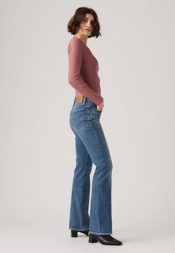 Levi's® 725® HIGH RISE BOOTCUT