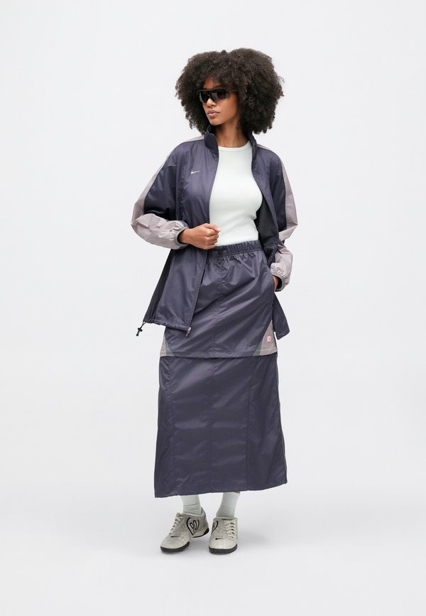 Nike Sportswear W NSW JKT WVN SHOX
