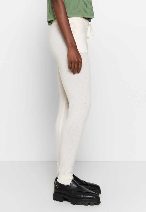 Authentic Cashmere FERRAND