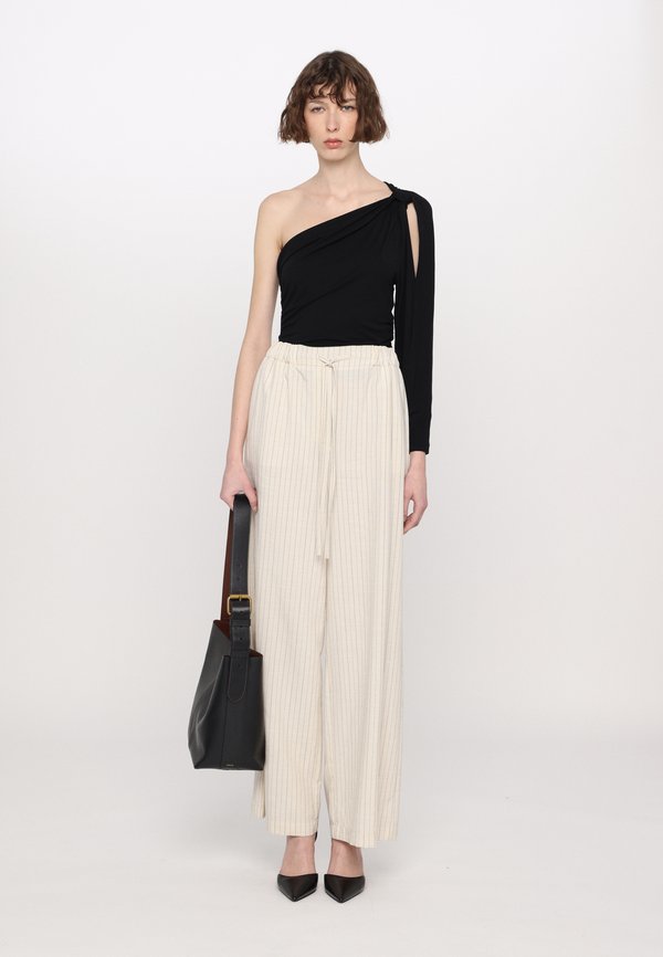 Claudie Pierlot
