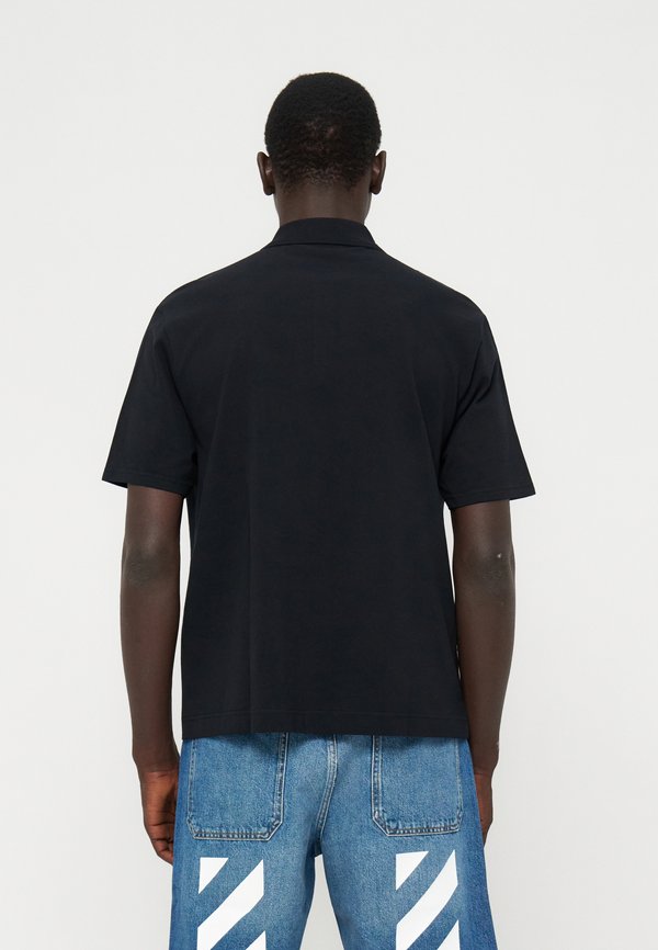 OFF-WHITE