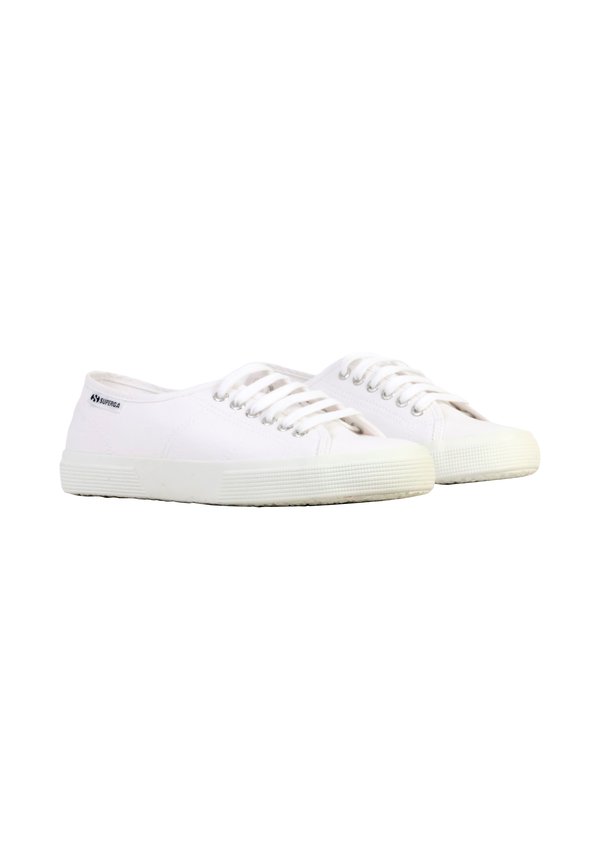 Superga BASKET BASSE À LACETS SUPERGA 3750 LEGGERA