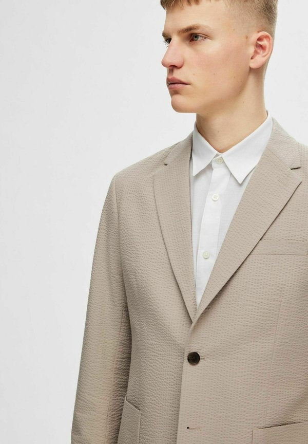 Selected REGULAR FIT SEERSUCKER