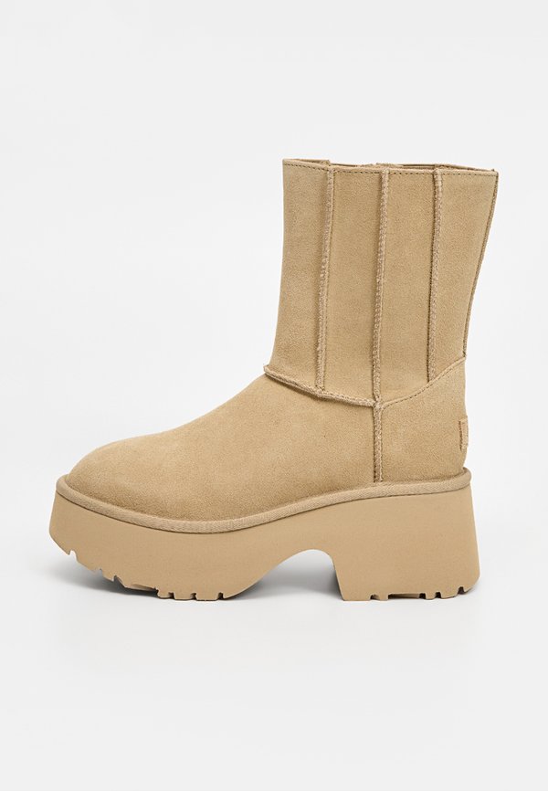 UGG CLASSIC TWIN SEAM