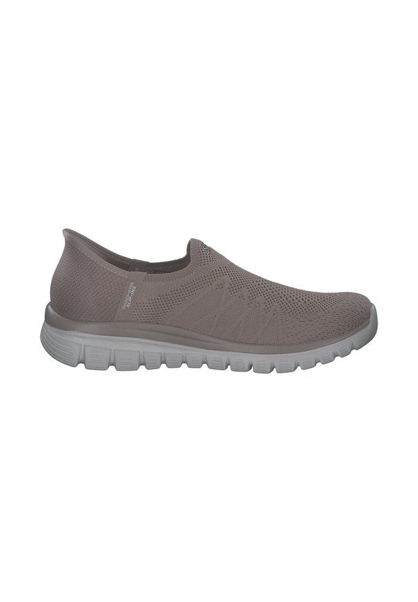 Skechers