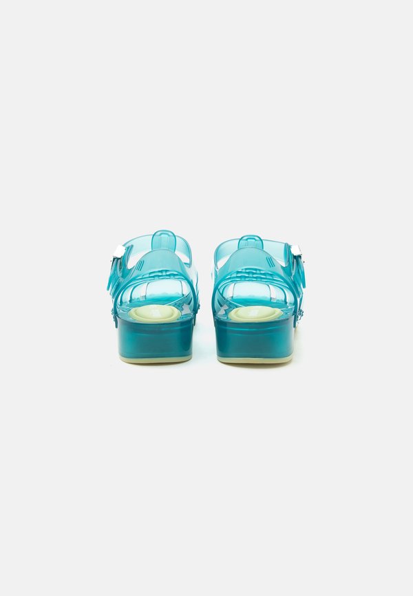 Melissa POSSESSION PESCURA X SCHOLL