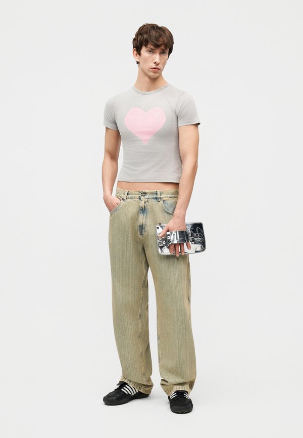 Carne Bollente UNISEX