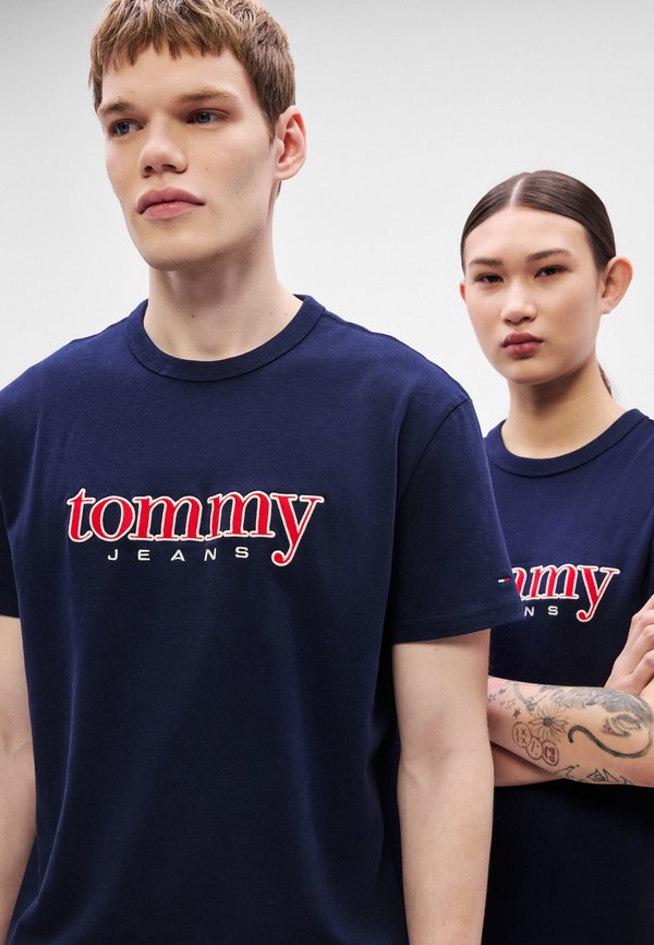 Tommy Jeans LOGO APPLIQUÉ JERSEY T-SHIRT