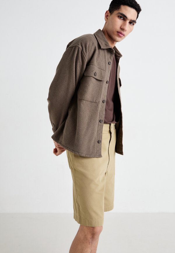 DOCKERS ALPHA