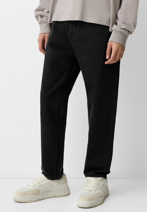 Bershka LOOSE - Jeans Tapered Fit - black
