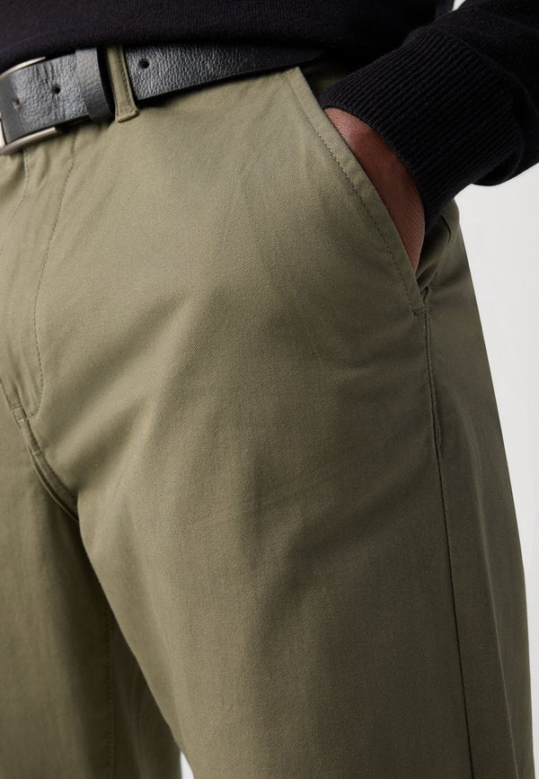 Lindbergh SUPERFLEX CHINO WITH BELT
