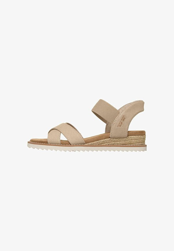 Skechers SANDALIA DE MUJER SKECHERS TIPO SLIP-ON Y TIRA CRUZADA MODELO 114418_NAT - Espadrilles - beige