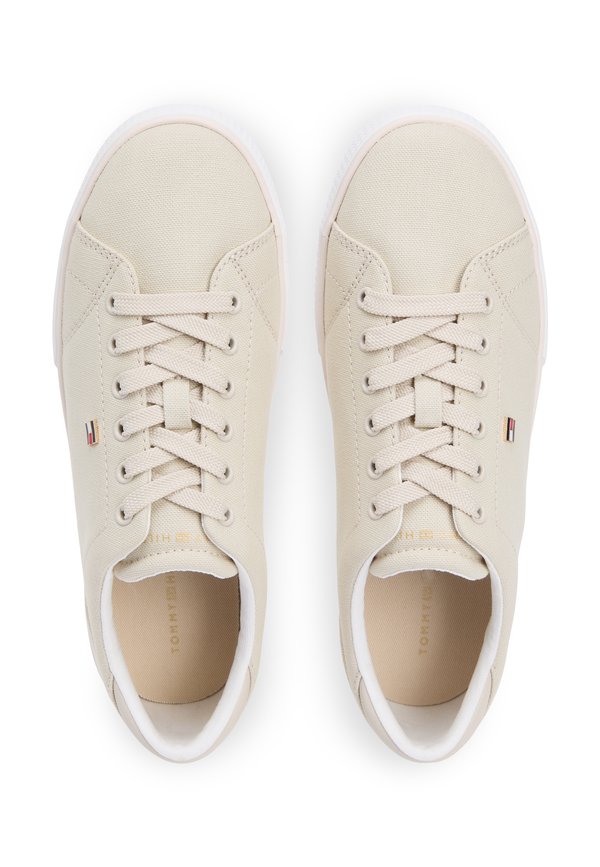 Tommy Hilfiger LOW PROFILE CANVAS LACE-UP TRAINERS