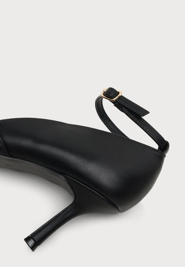 Anna Field by Zalando
