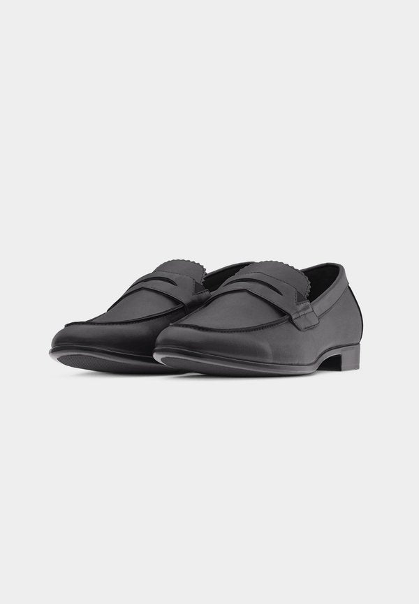Pier One by Zalando