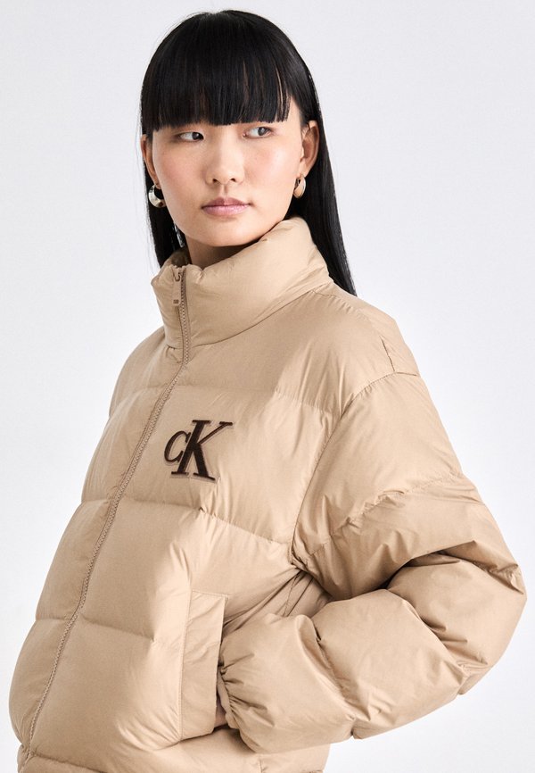 Calvin Klein Jeans GRAPHIC LOGO PUFFER JACKET