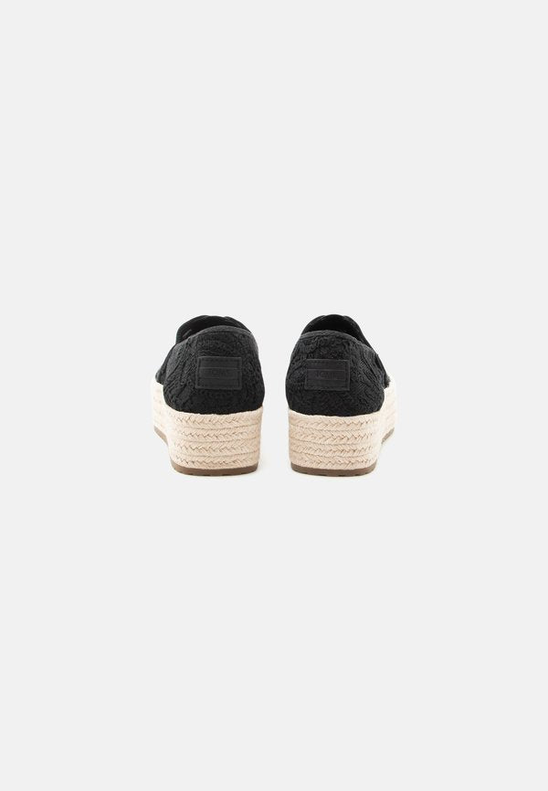 TOMS VALENCIA