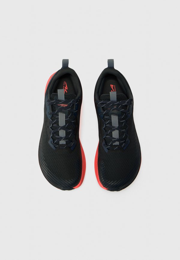 Altra EXPERIENCE WILD 2