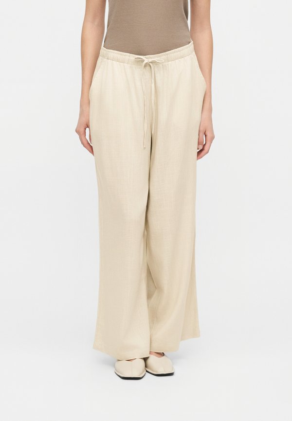 Vero Moda Petite VMROSIE WIDE PANT