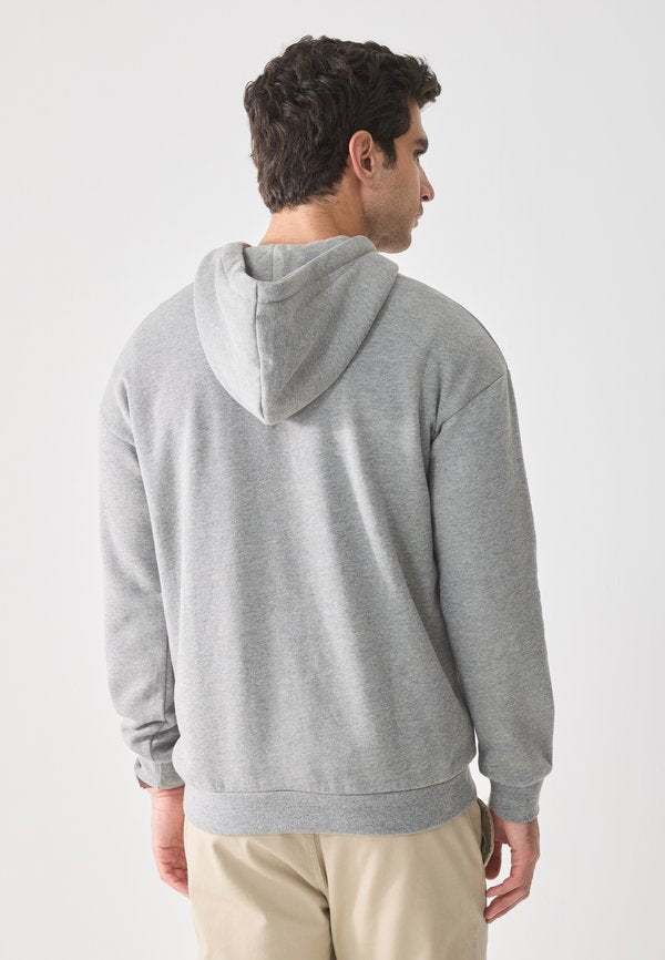 Pier One by Zalando