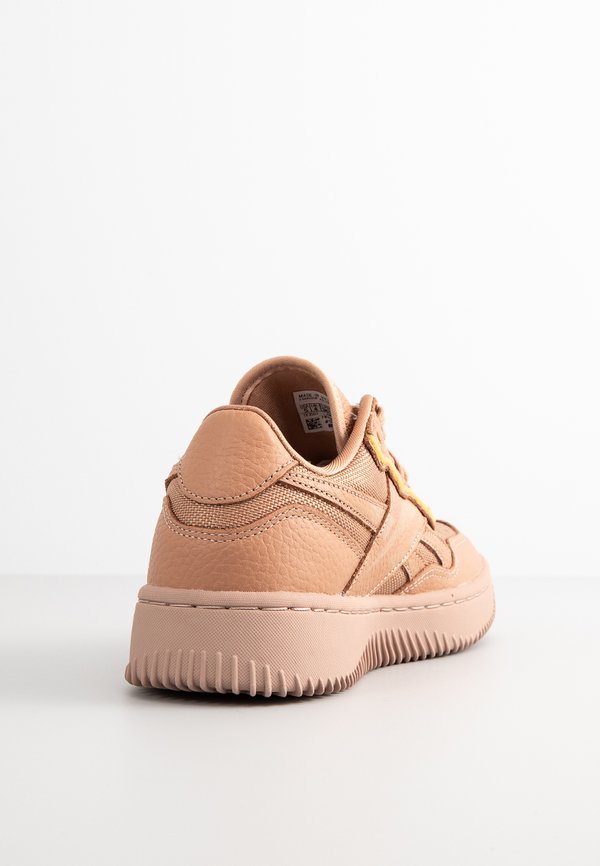 Reebok x Victoria Beckham