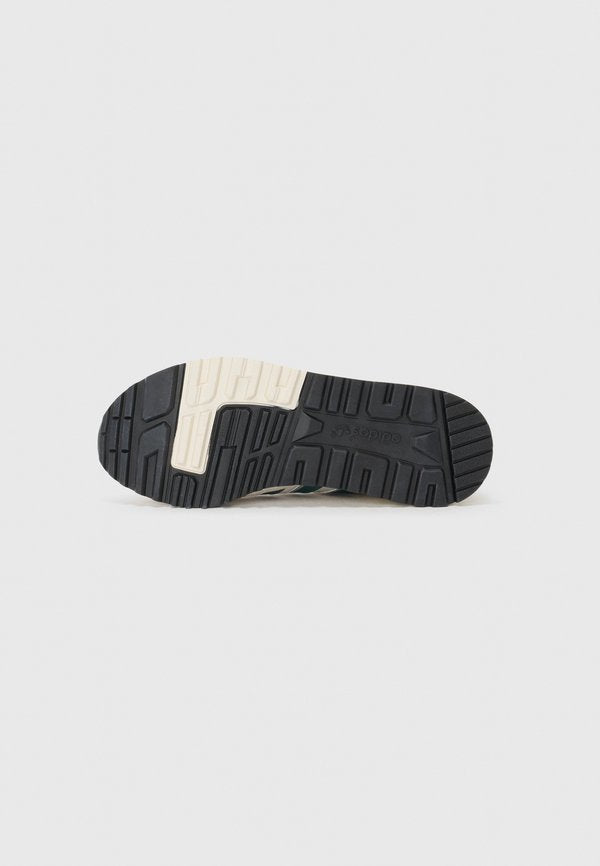 adidas Originals ZX 600 UNISEX