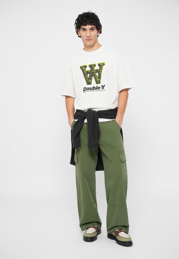 DOUBLE A BY W.W. LIAM TEE MOSS UNISEX