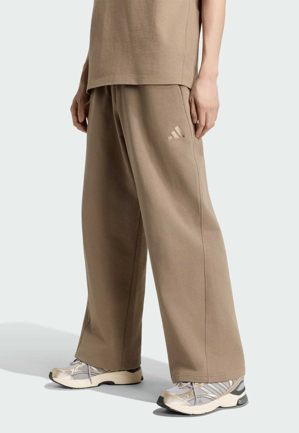 adidas Sportswear ADIDAS SPORTSWEAR M AK SL WD PT - Tracksuit bottoms - khaki six