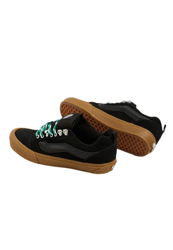 Vans KNU