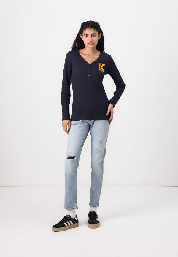 KangaROOS ROSALY