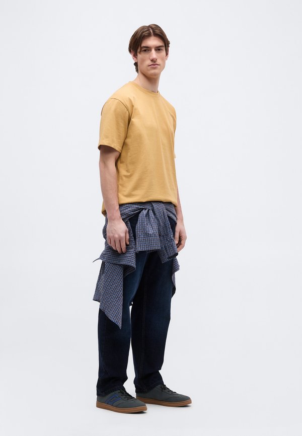 Lindbergh O-NECK TEE OVERSIZE S/S