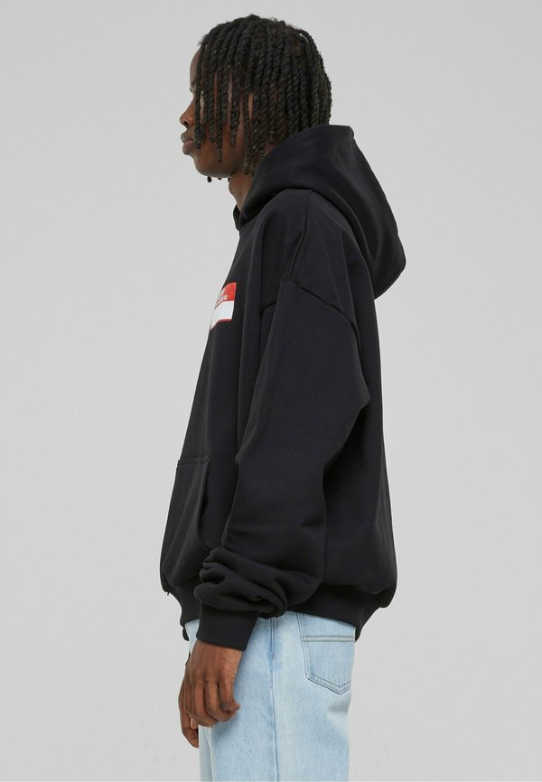 Upscale by Mister Tee  HEY  MY NAME IS