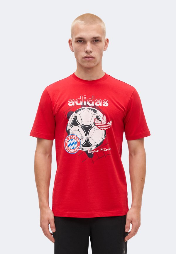 adidas Originals FC BAYERN MUENCHEN SEASONAL GRAPHIC TEE - Club wear - better scarlet
