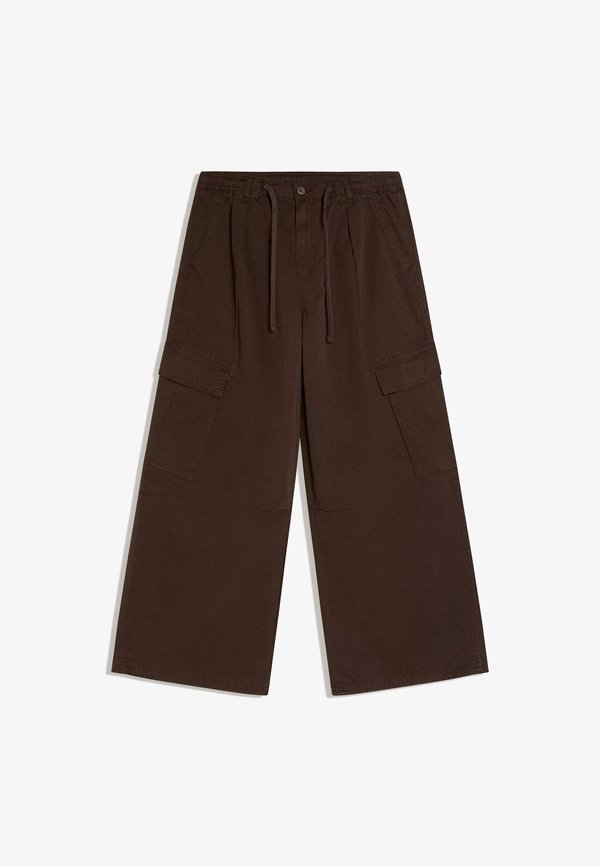 Bershka PARACHUTE - Trousers - brown