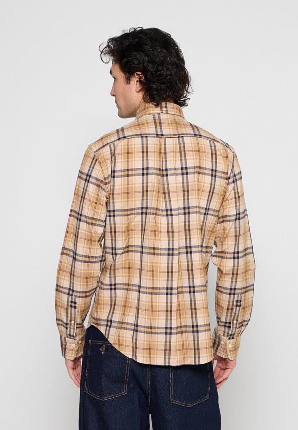GANT REGULAR FIT