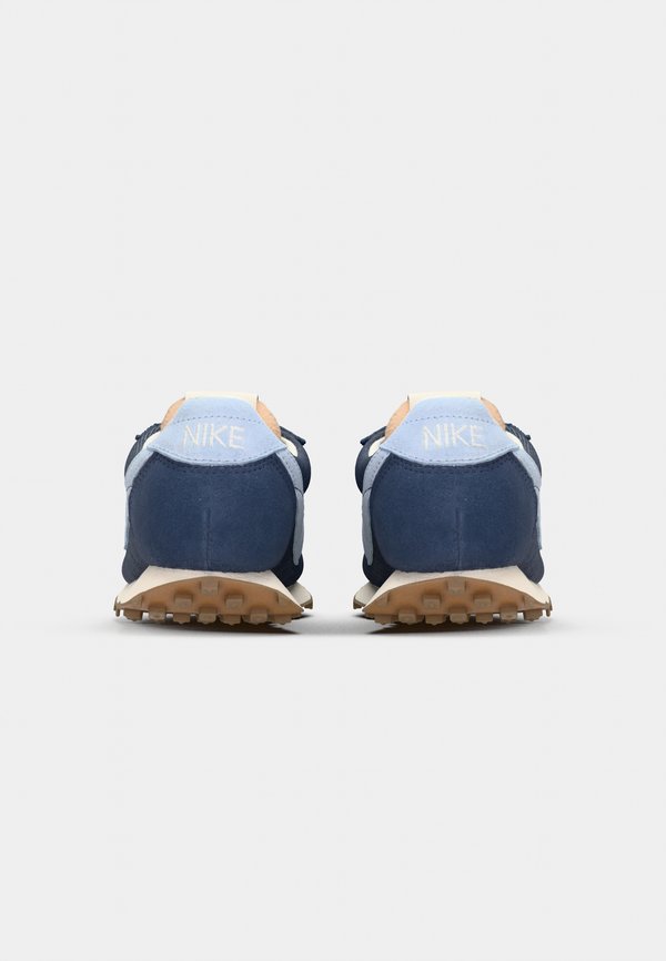 Nike Sportswear LD 1000 SE