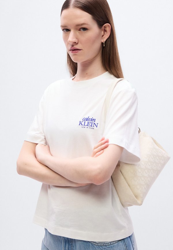 Calvin Klein Jeans SS BOXY GRAPHIC T-SHIRT