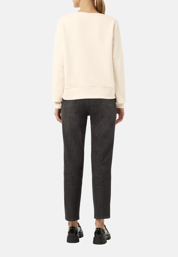 comma casual identity  MIT FRONT-PRINT UND