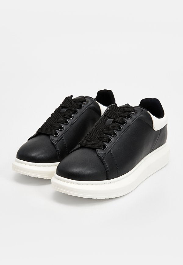 Steve Madden ICCEY