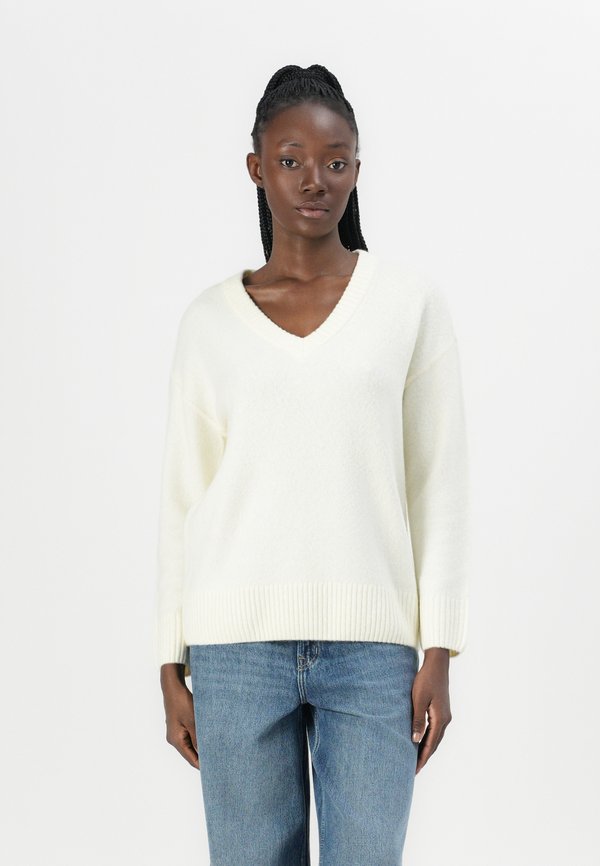 Vero Moda VMILSE V NECK PULLOVER