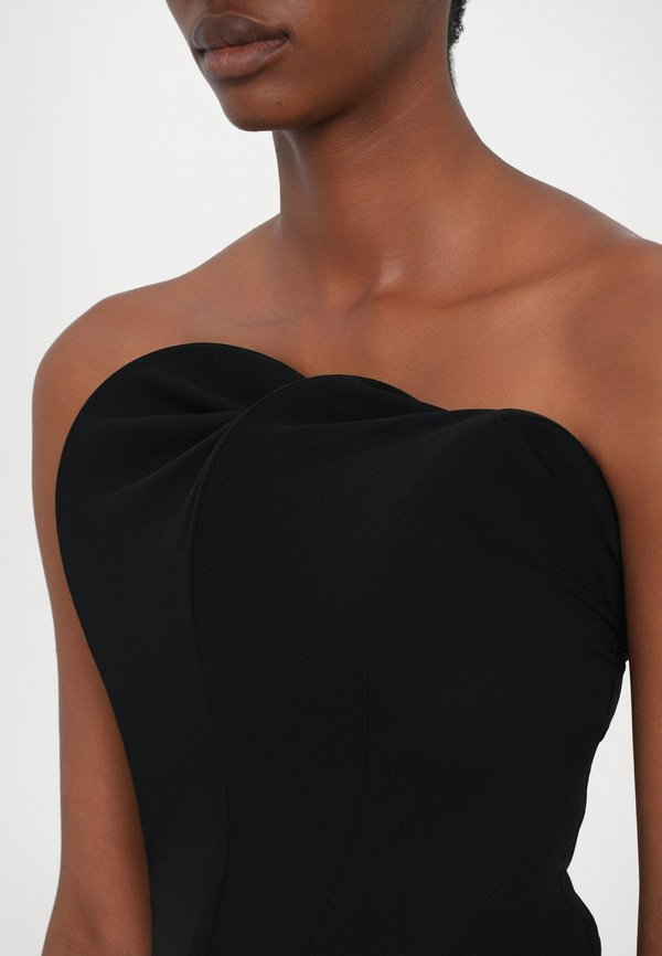 Victoria Beckham STRAPLESS WAVE DETAIL