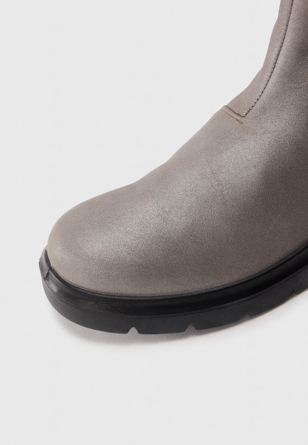 ECCO NOUVELLE