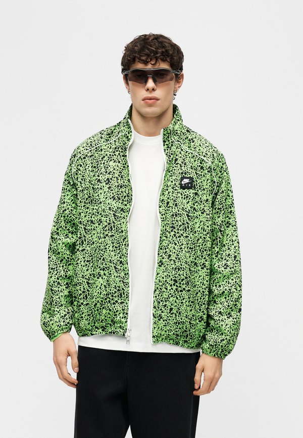 Nike Sportswear