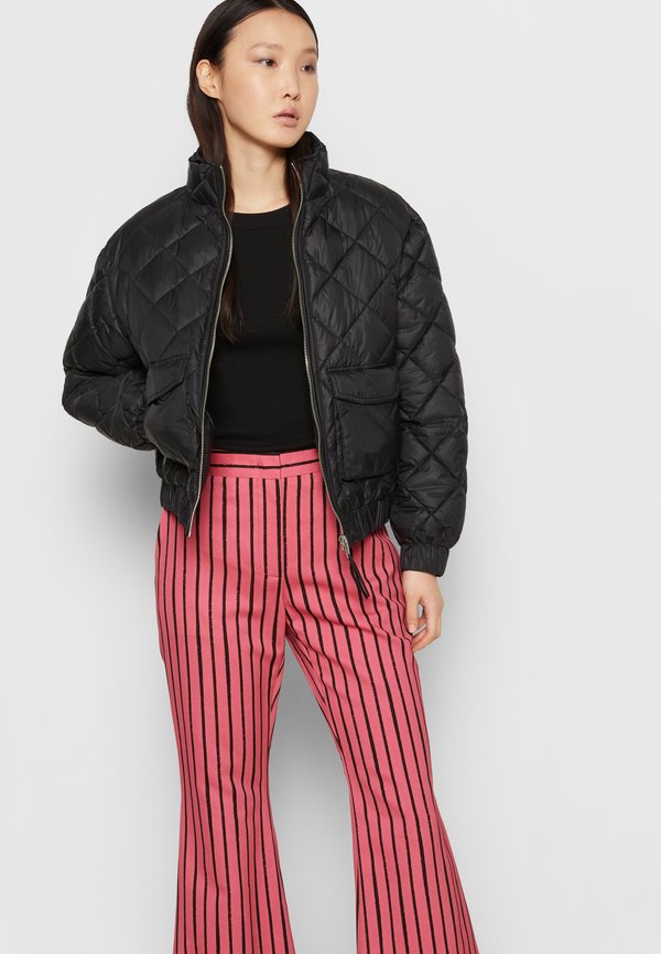 MOSCHINO