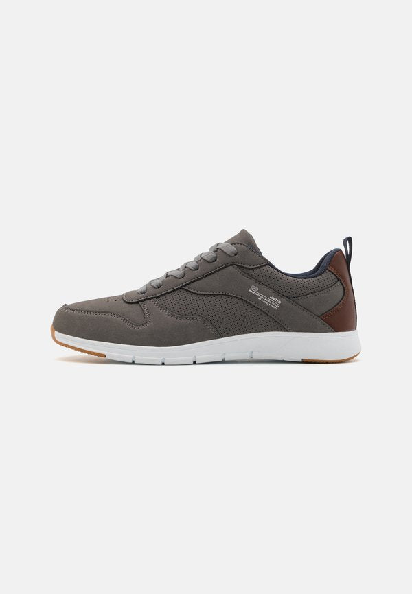 Pier One by Zalando