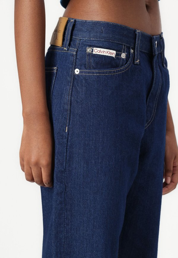 Calvin Klein Jeans AUTHENTIC SLIM STRAIGHT