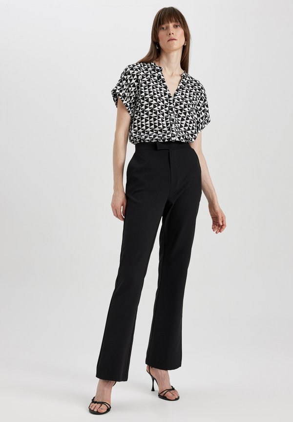 DeFacto FLARE FIT