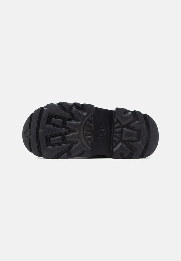 UGG TASMAN LUG EMBOSSED