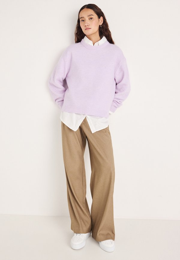 Gina Tricot CREW NECK SWEATER