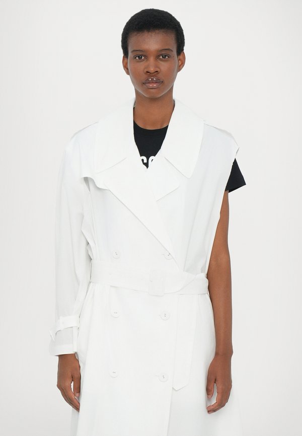 MOSCHINO PIECE OF SHEET